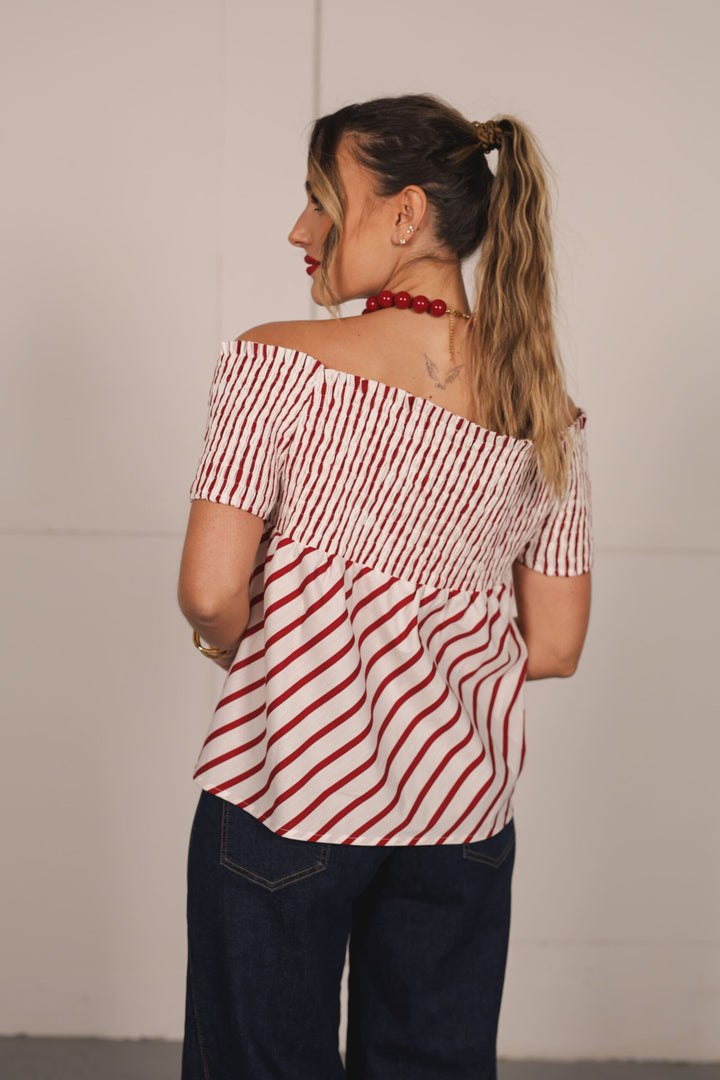 TOP VERMELHO E BRANCO ÀS RISCAS COM ELÁSTICO MISS YOU