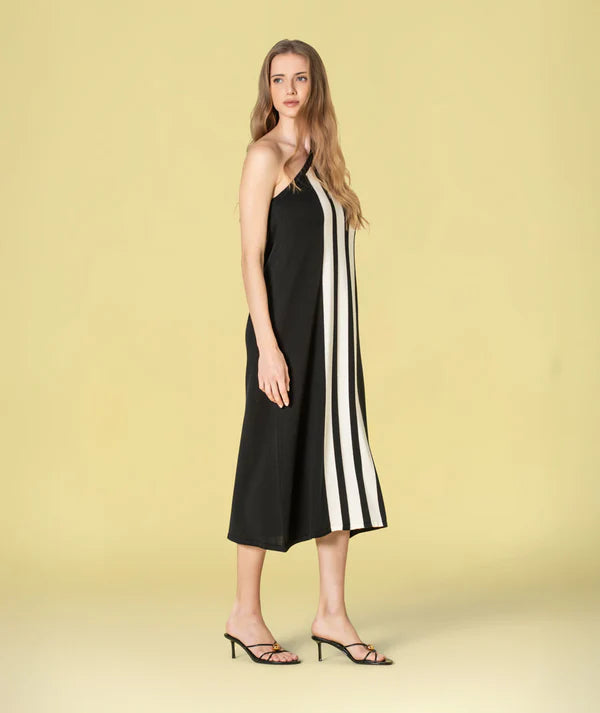 VESTIDO PRETO DE MALHA COM LISTAS CONTRASTANTES RUGA