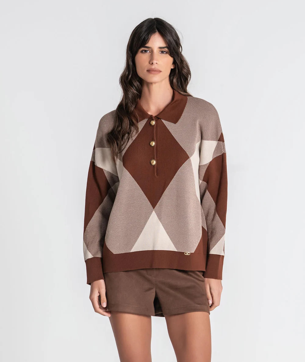 CAMISOLA CASTANHA GOLA POLO LOSANGOS RUGA