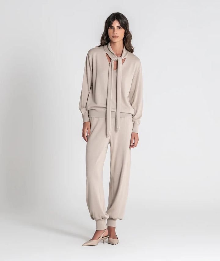 CAMISOLA BEGE COM LAÇO RUGA