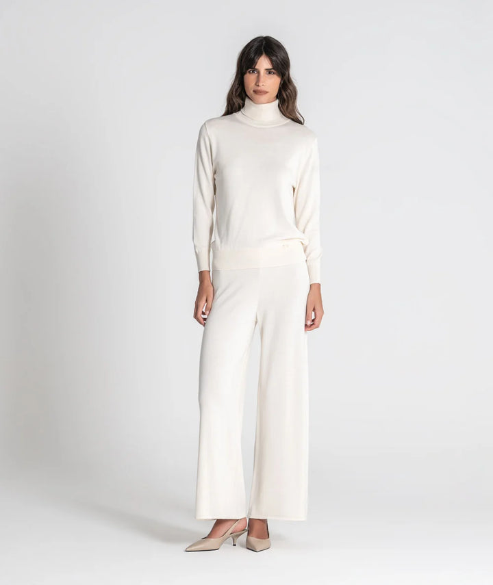 Camisola cru básica de gola alta Ruga | Ponto Chic