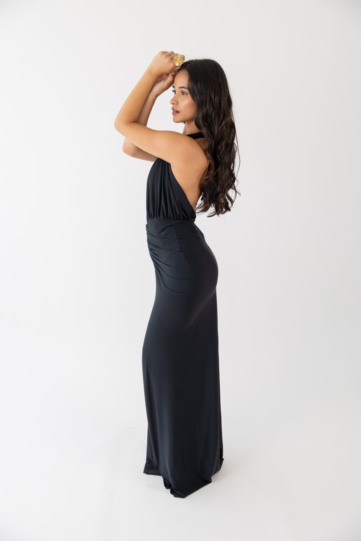 VESTIDO PRETO COMPRIDO DRAPEADO LANÇA PERFUME