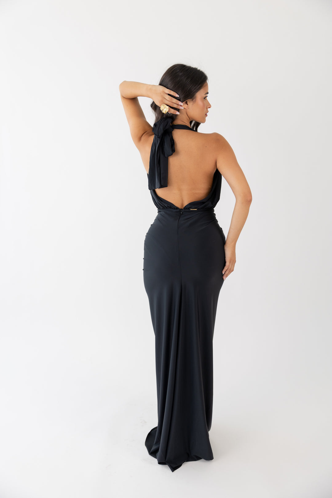 VESTIDO PRETO COMPRIDO DRAPEADO LANÇA PERFUME