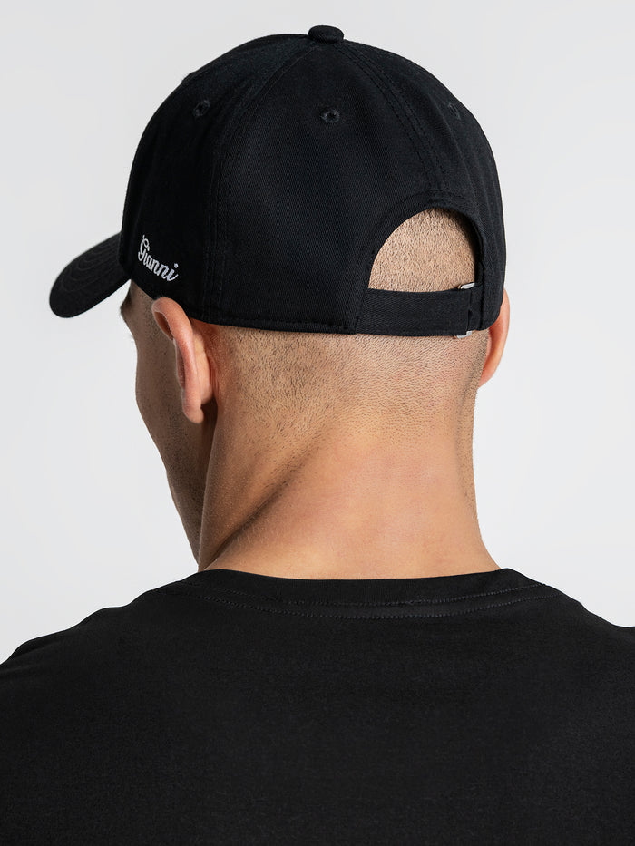 BONÉ PRETO COM LOGO PONTO CHIC