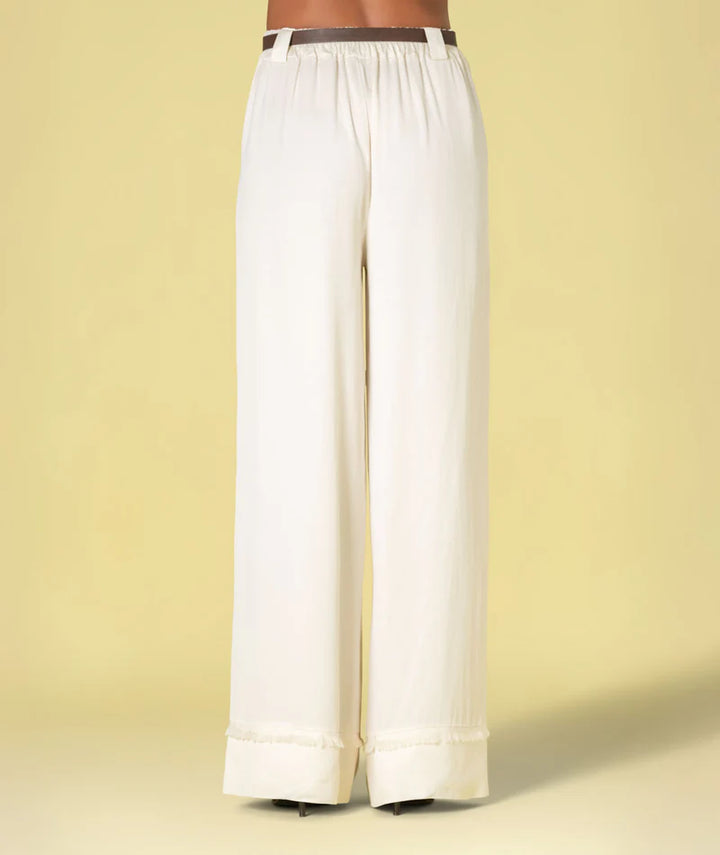 CALÇA CRU FLUIDA COM CINTO RUGA
