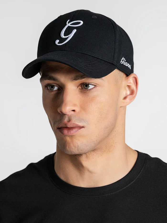 BONÉ PRETO COM LOGO PONTO CHIC