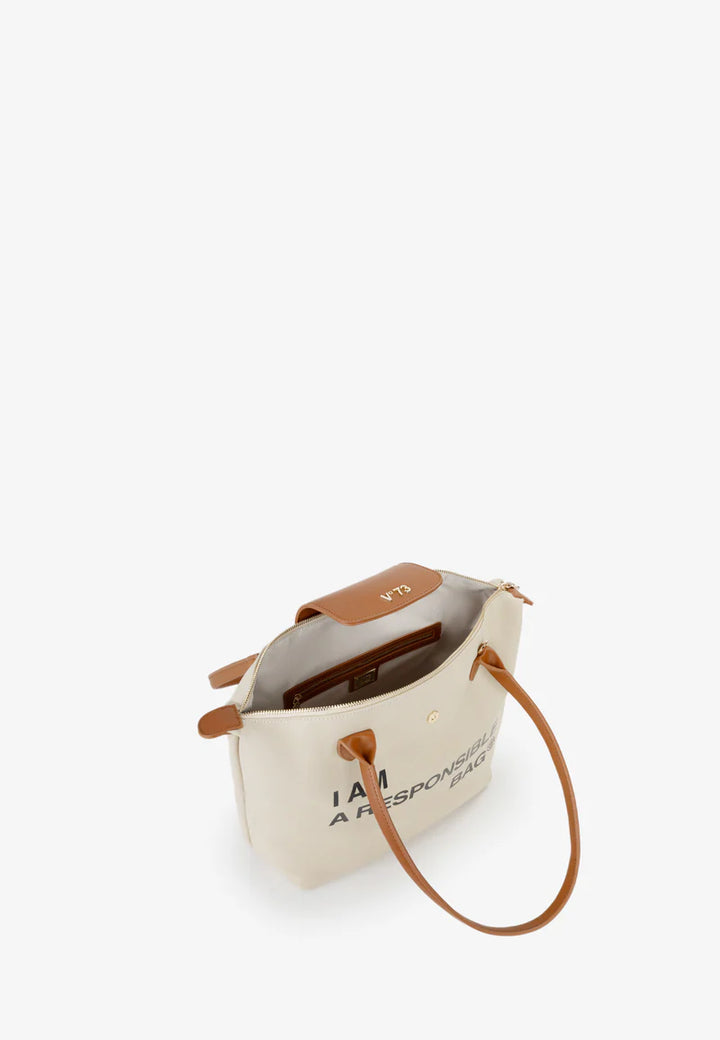 BOLSA BEGE COM MENSAGEM E DETALHES EM PELE CAMEL PONTO CHIC