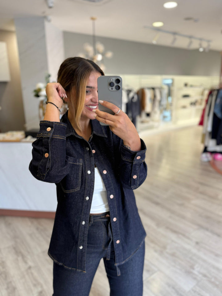 CONJUNTO CAMISA E CALÇAS DENIM PONTO CHIC