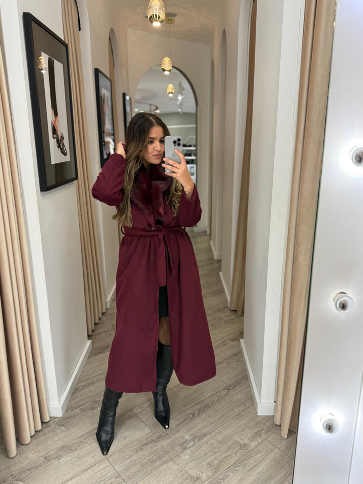 CASACO BORDEAUX COM PELO PONTO CHIC