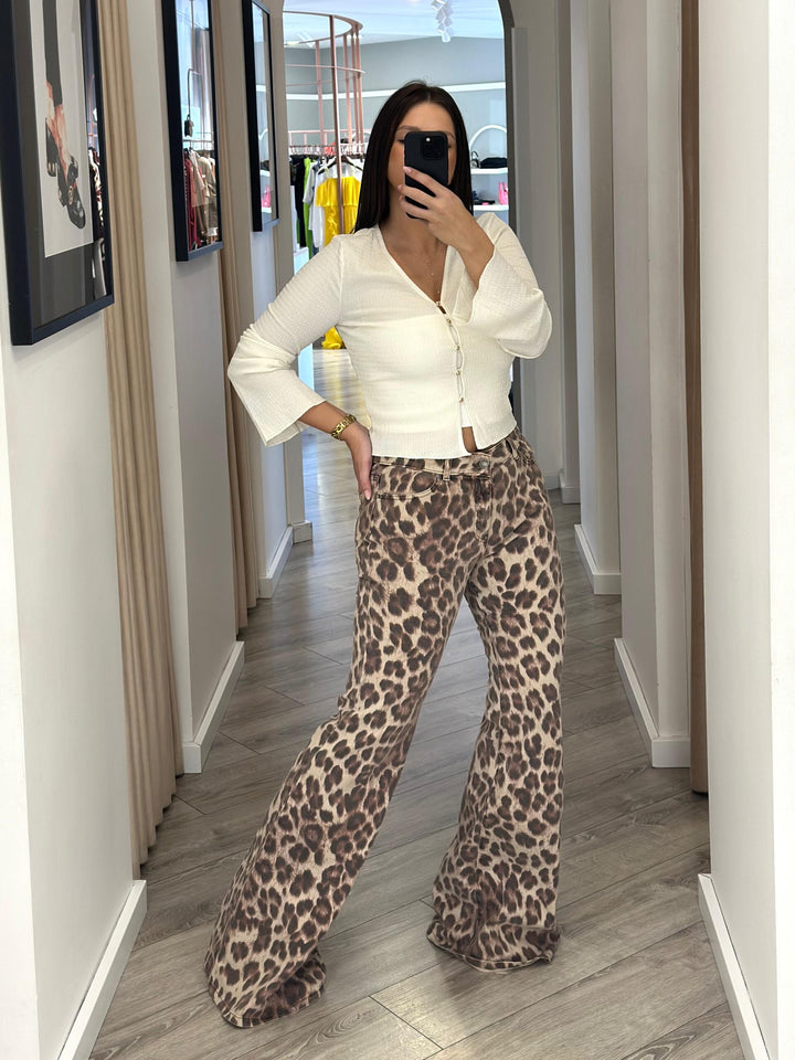 CARDIGAN TEXTURIZADO COM BOTÕES DOURADOS PONTO CHIC