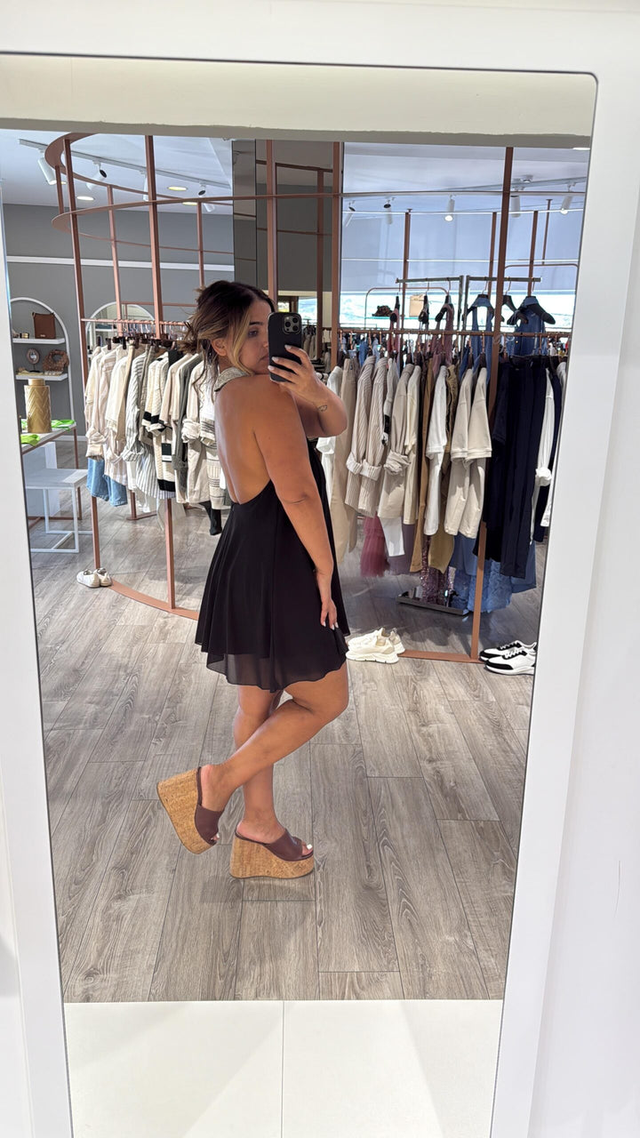 VESTIDO PRETO FLUIDO ELEH