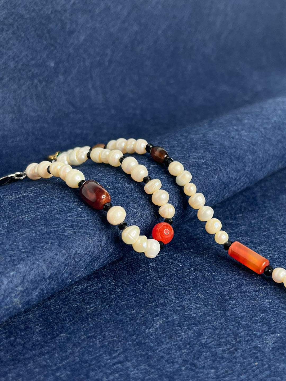 PULSEIRA PÉROLA CILINDRO PONTO CHIC