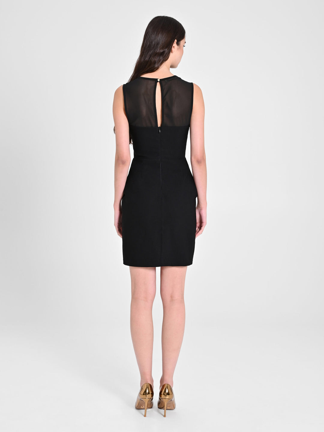 VESTIDO PRETO CURTO COM TRANSPARENCIA RINASCIMENTO