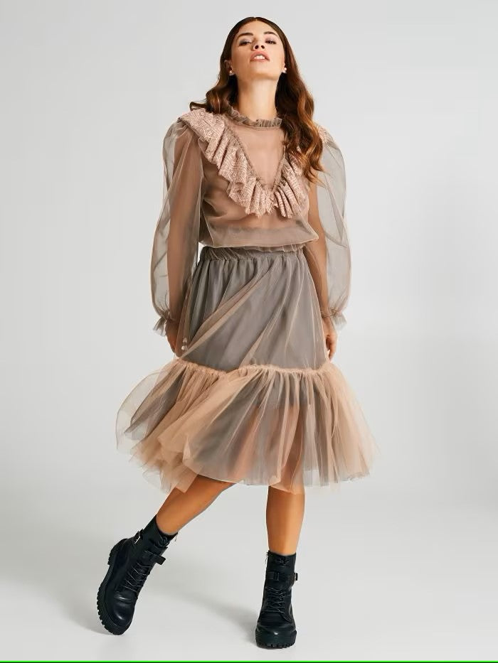 BLUSA DE TULE COM RENDA ROSA RINASCIMENTO