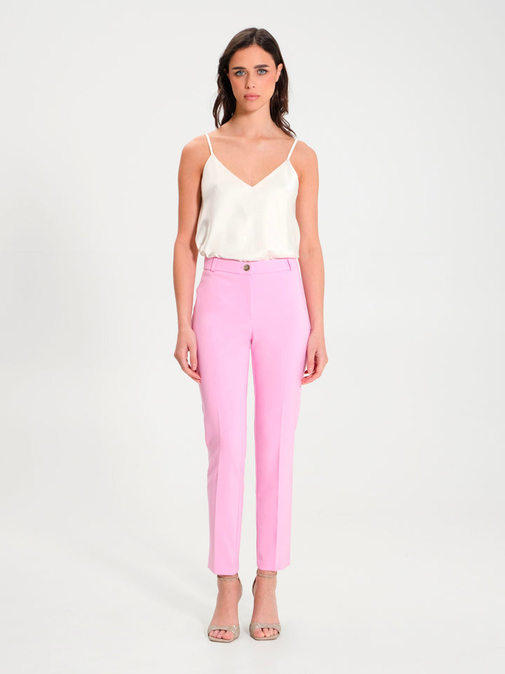 CALÇA ROSA TAFFY COM CORTE JUSTO RINASCIMENTO