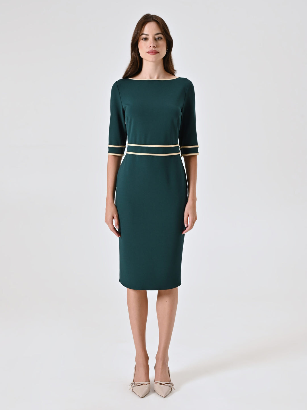 VESTIDO VERDE COM VIVOS EM CONTRASTE RINASCIMENTO