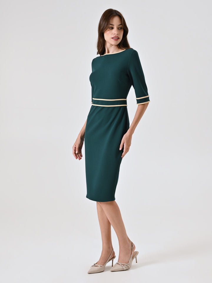 VESTIDO VERDE COM VIVOS EM CONTRASTE RINASCIMENTO