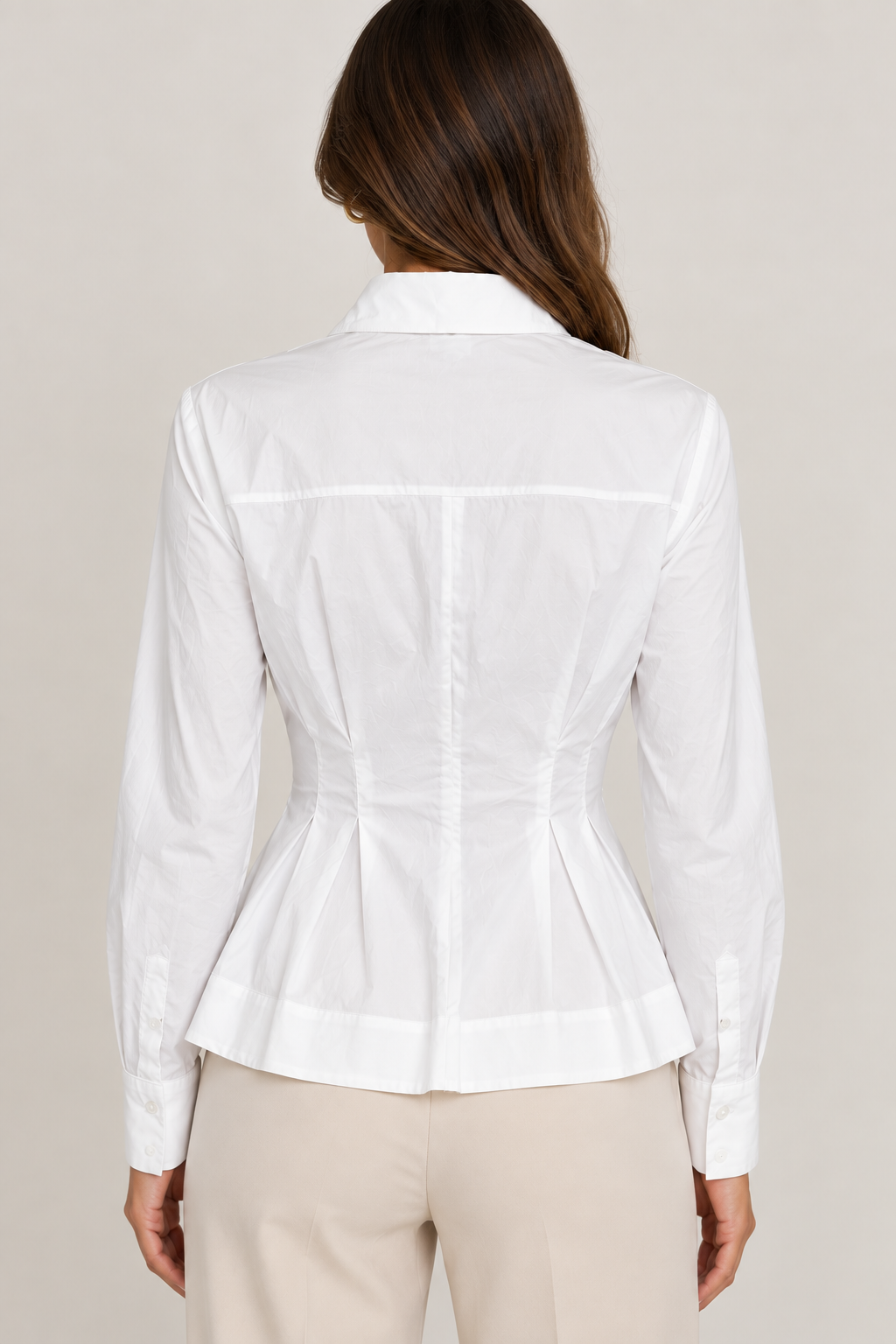 CAMISA BRANCA COM PREGAS NA CINTURA DIXIE