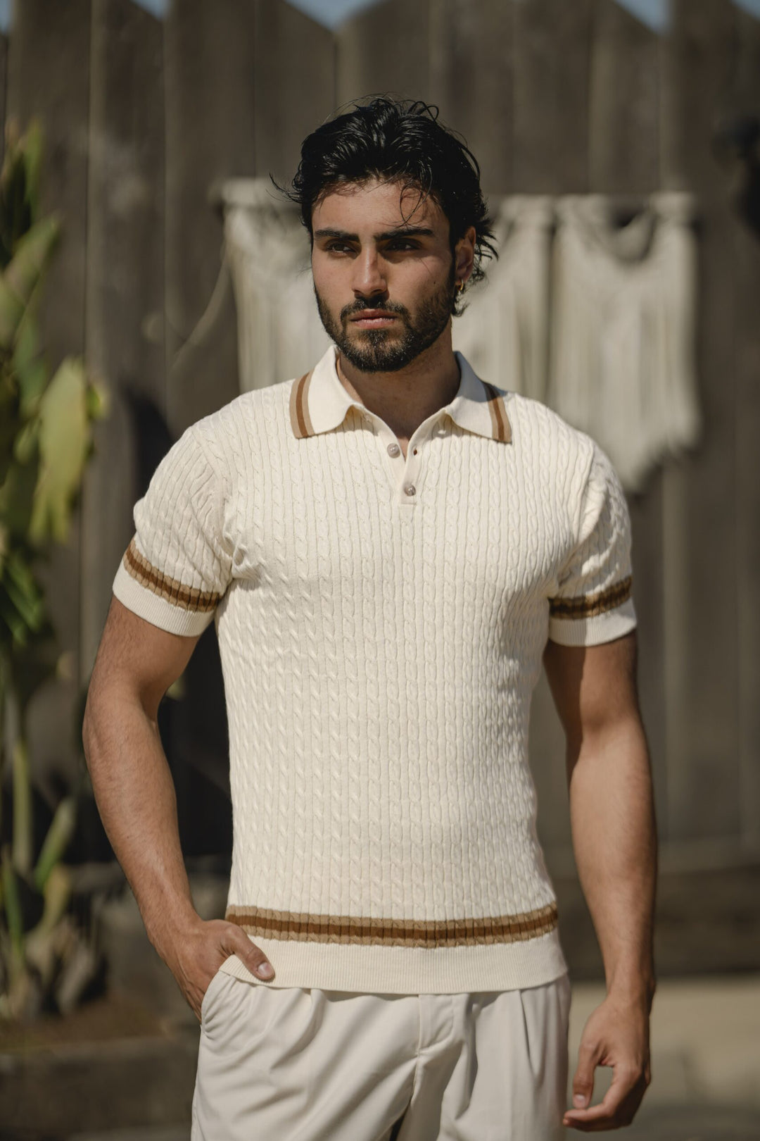 POLO BEGE TRICOT TRANÇA COM BOTÕES PONTO CHIC