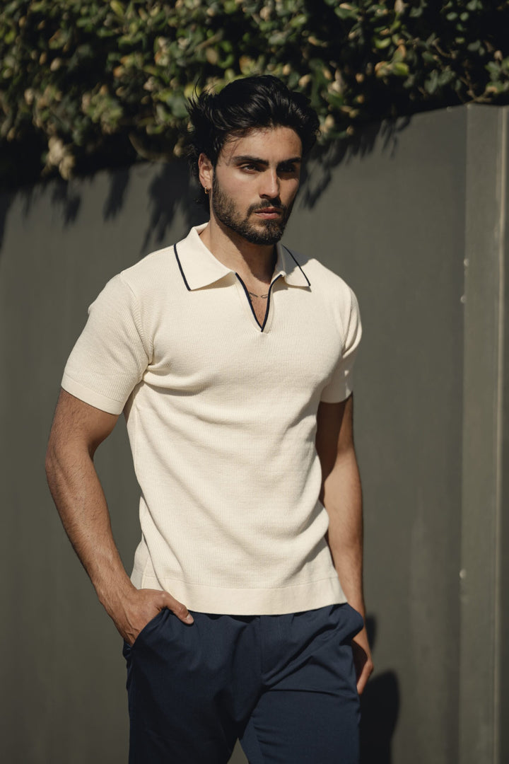 POLO BEGE TRICOT  RISCA AZUL PONTO CHIC