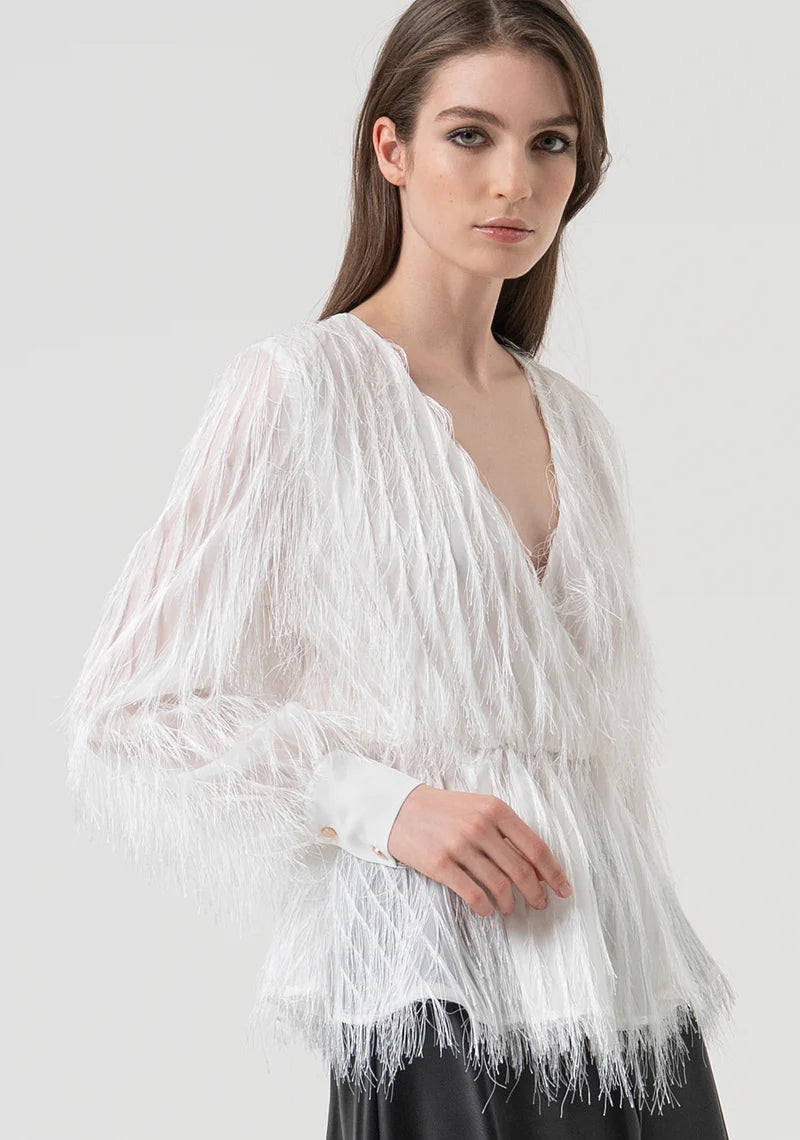 BLUSA BRANCA COM FRANJAS FRACOMINA