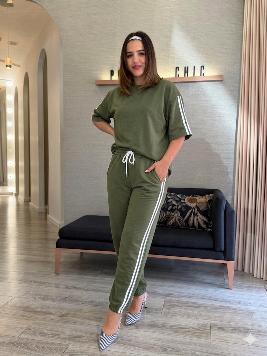 CONJUNTO KAKI COM SWEAT E CALÇA COM FAIXA LATERAL PONTO CHIC