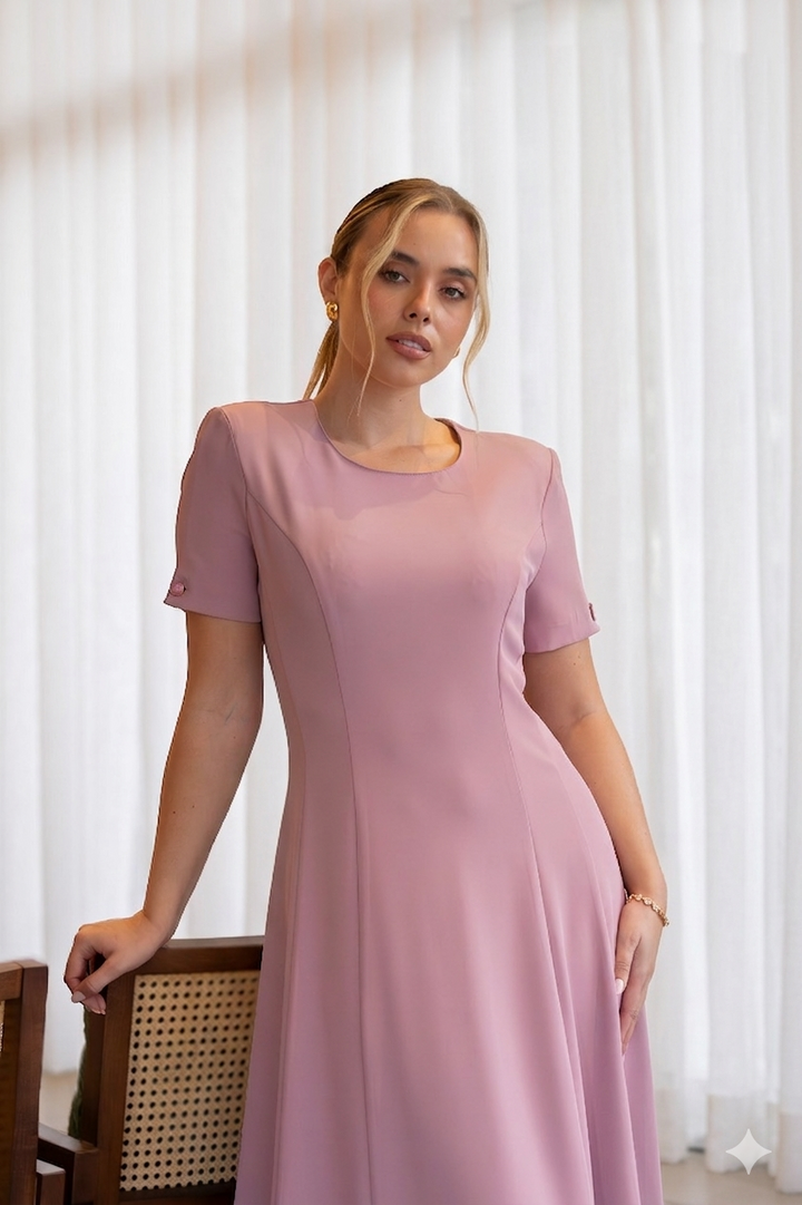 VESTIDO ROSA COM MANGA CURTA RINASCIMENTO