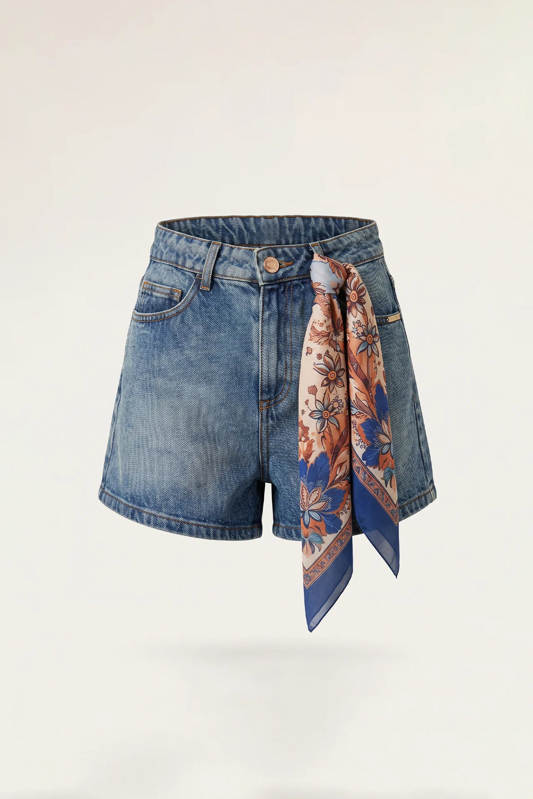 CALÇÃO DE GANGA COM LENÇO ESTAMPADO SAHOCO