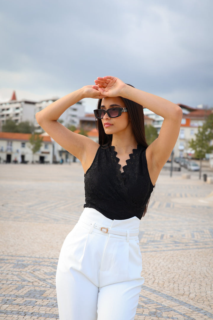 BODY PRETO RENDADO PONTO CHIC
