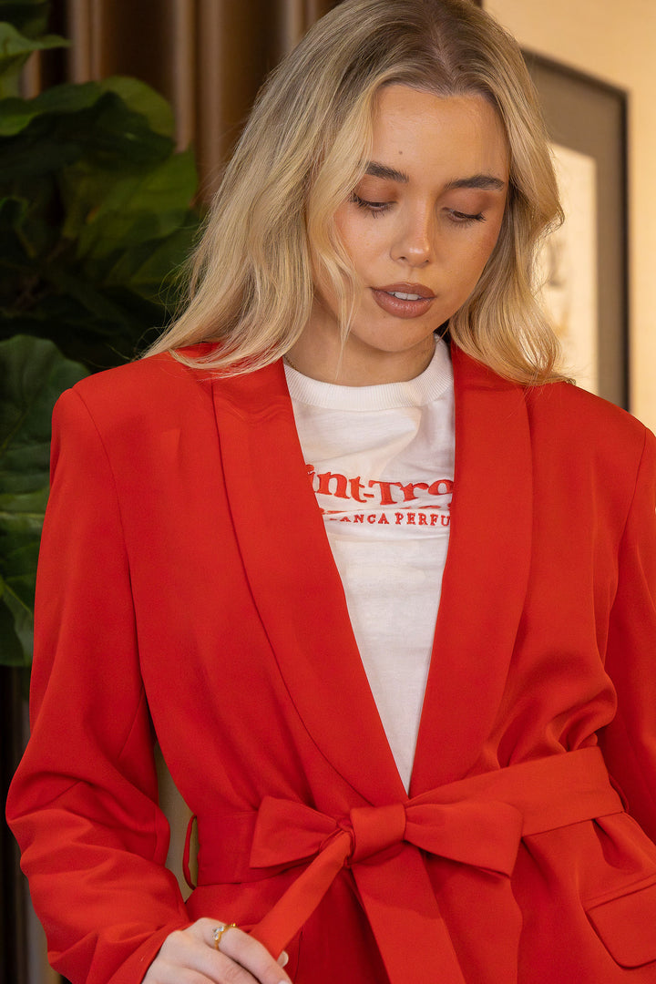 BLAZER VERMELHO COM FAIXA NA CINTURA FRACOMINA