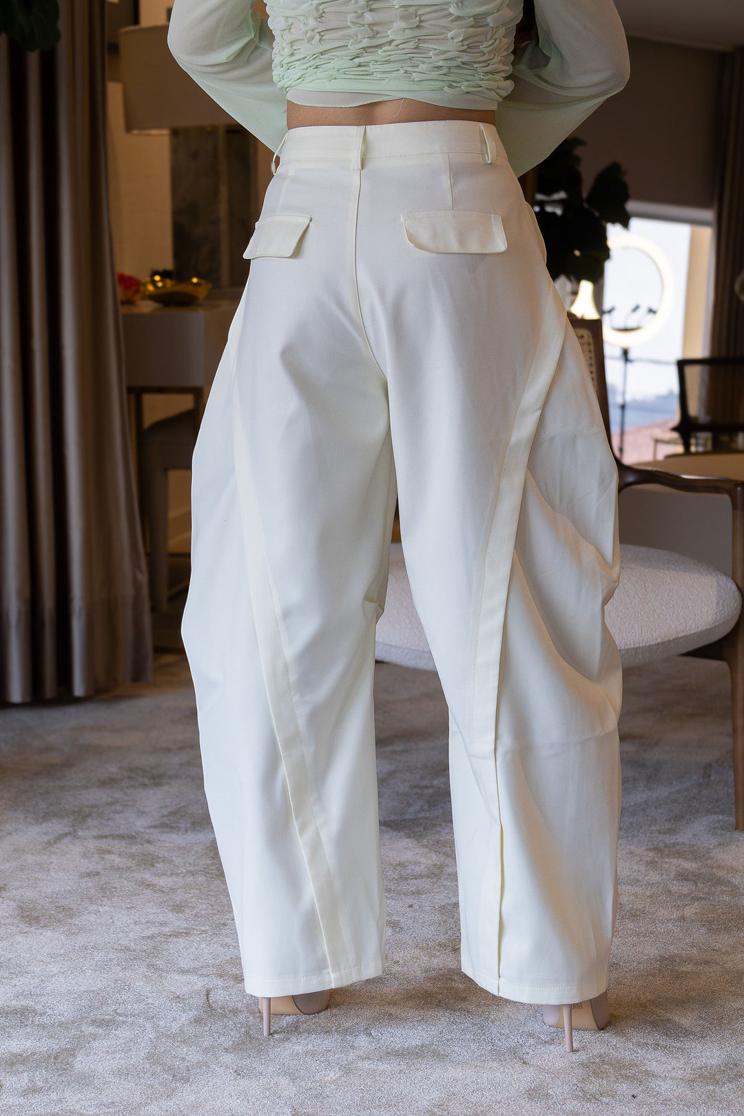 CALÇA CREME BAGGY PONTO CHIC