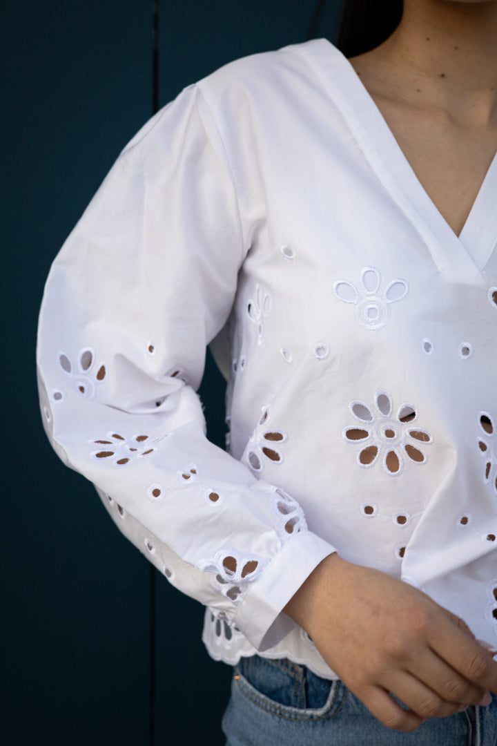 BLUSA BORDADA BRANCA FRACOMINA