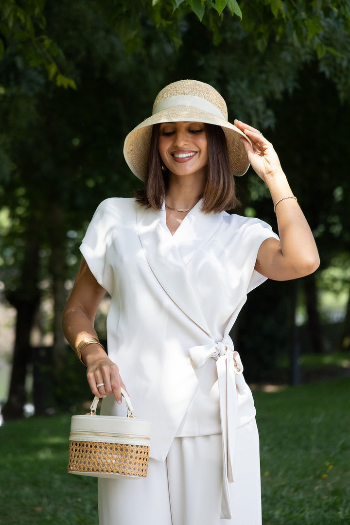 CHAPÉU EM RÁFIA NATURAL COM LAÇO SILVINA CAMPOS