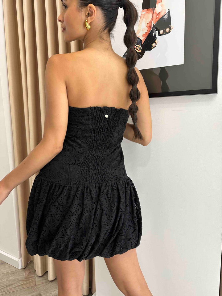 VESTIDO PRETO RENDADO RINASCIMENTO