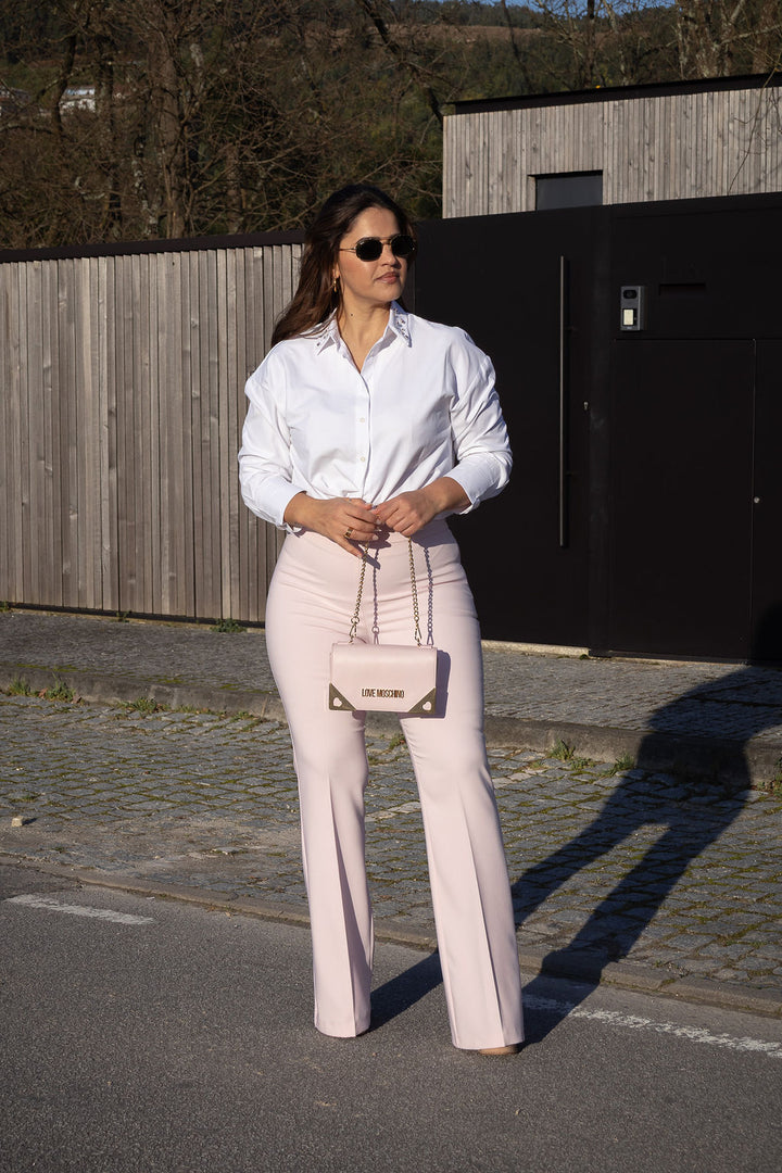 CALÇA ROSA CLARO DE CORTE DIREITO RINASCIMENTO