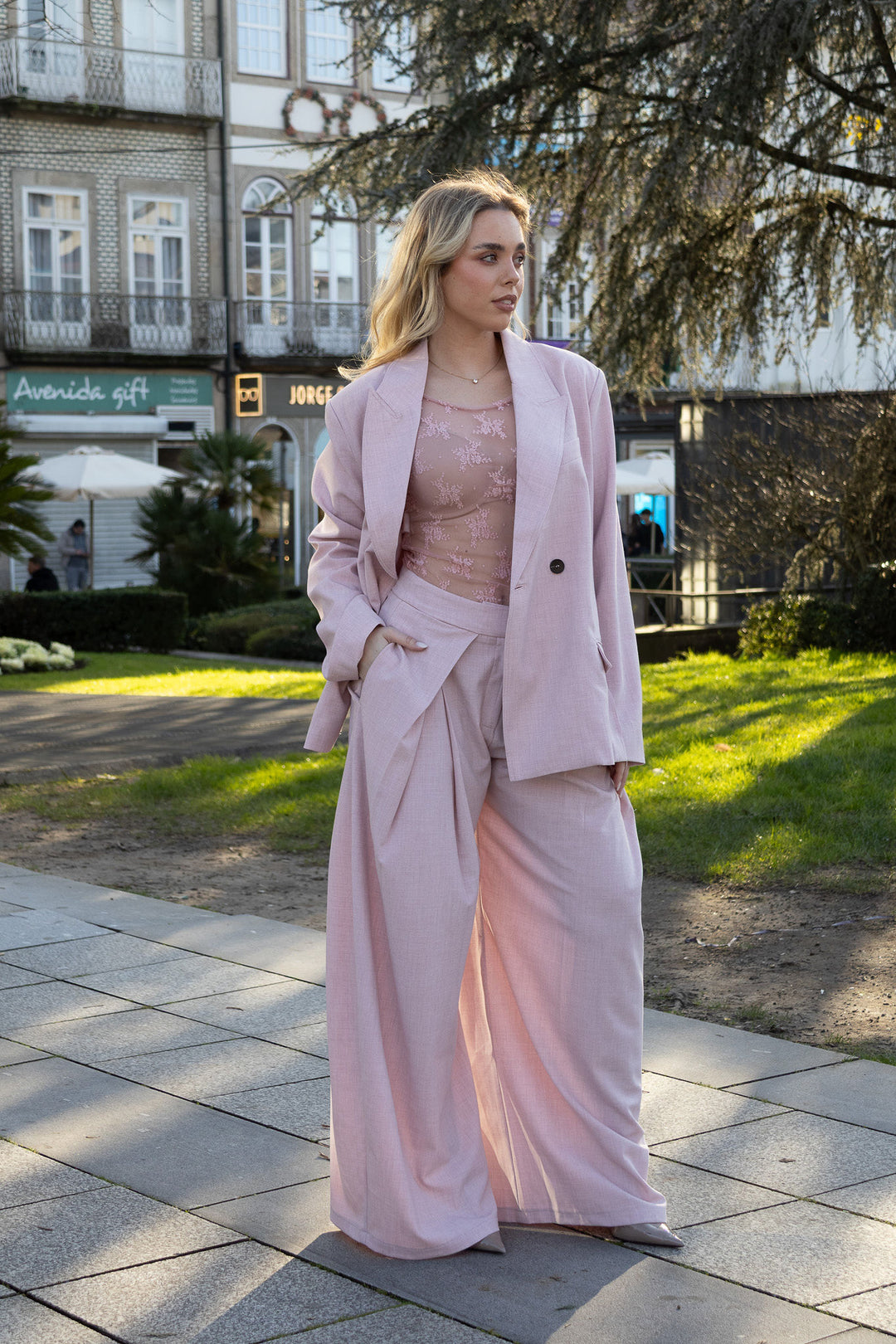 CALÇA ROSA SECO DE ALFAIATARIA PONTO CHIC
