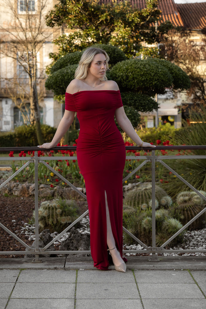 VESTIDO VERMELHO COM DRAPEADO CENTRAL E COSTAS ABERTAS PONTO CHIC