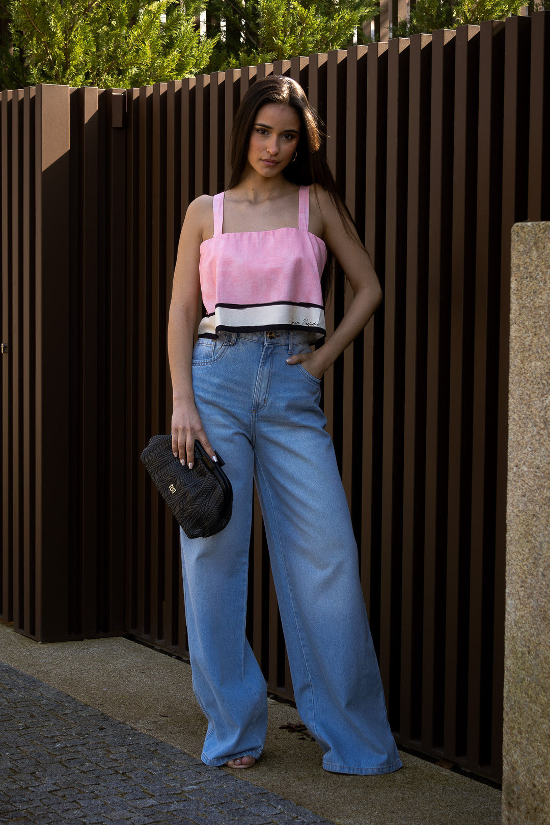 TOP CROPPED ROSA COM CONTRASTE LANÇA PERFUME