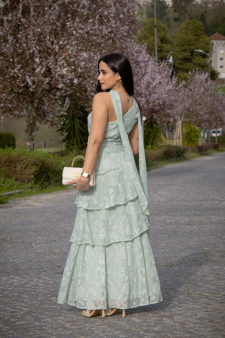 VESTIDO VERDE ÁGUA ASSIMÉTRICO COM FOLHOS PONTO CHIC