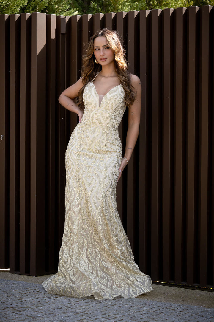 VESTIDO DOURADO COMPRIDO COM BRILHANTES PONTO CHIC