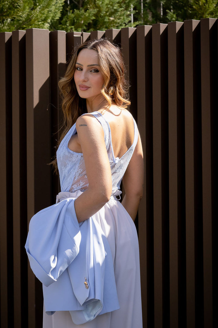 BODY AZUL CLARO EM RENDA FLORAL IMPERIAL
