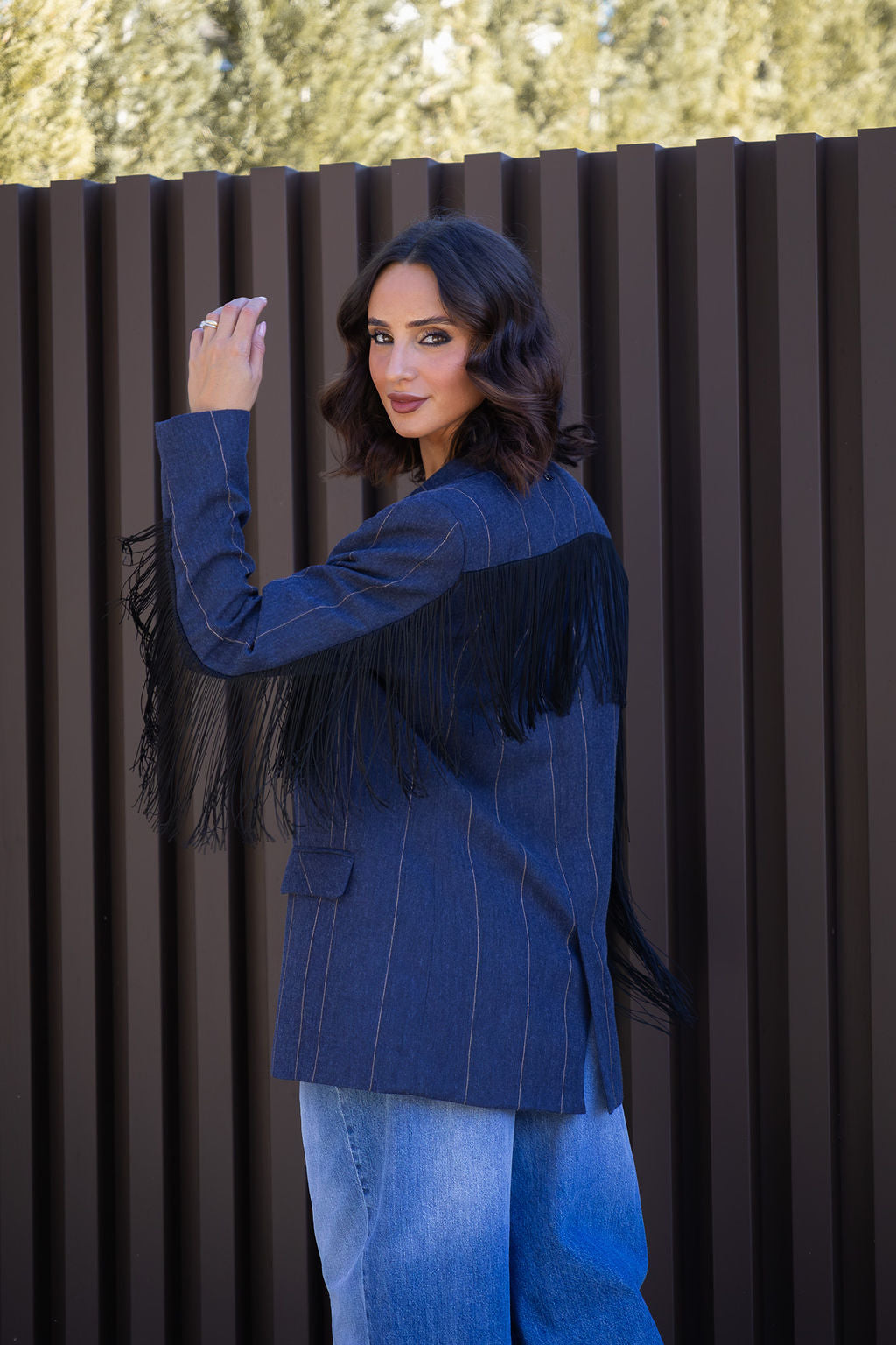 BLAZER AZUL DENIM ÀS RISCAS COM FRANJAS DIXIE
