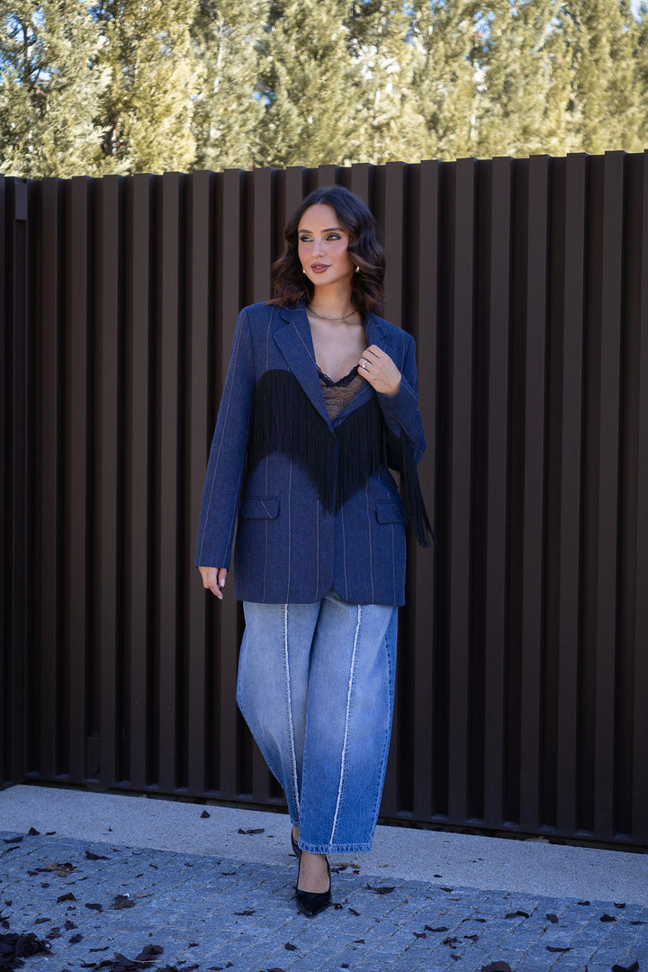 BLAZER AZUL DENIM ÀS RISCAS COM FRANJAS DIXIE