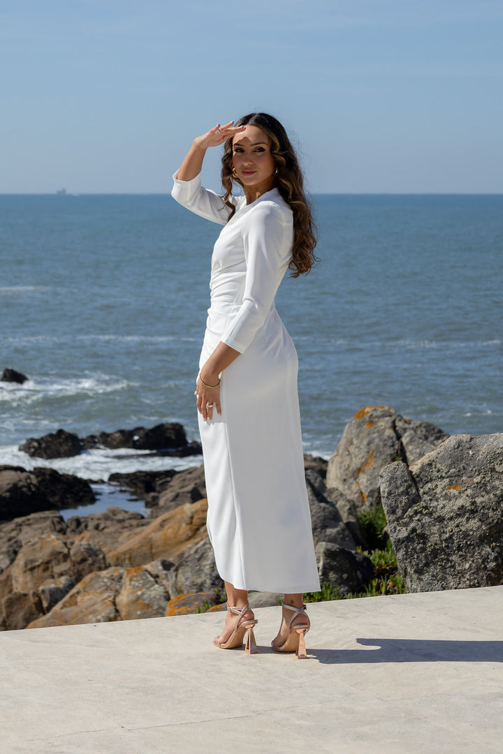 VESTIDO MIDI BRANCO DRAPEADO COM FRANZIDO PONTO CHIC