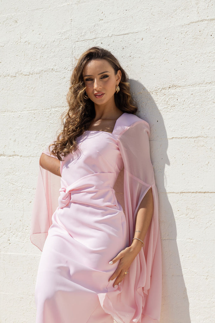 VESTIDO MIDI ROSA COM MANGA FLUIDA PONTO CHIC