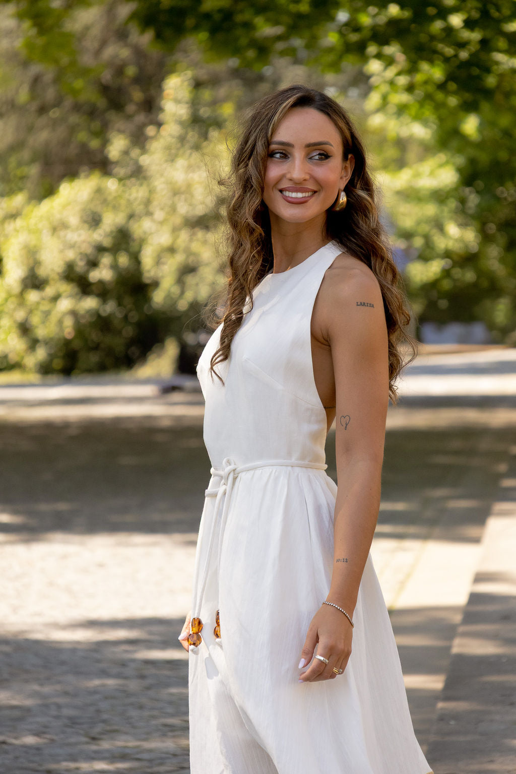 VESTIDO CRU FOLHO CONTRASTE LANÇA PERFUME