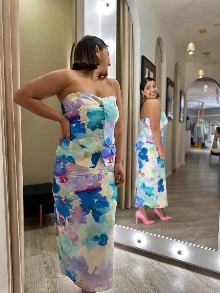 SAIA MIDI MULTICOLORIDA COM ESTAMPA AQUARELADA RINASCIMENTO