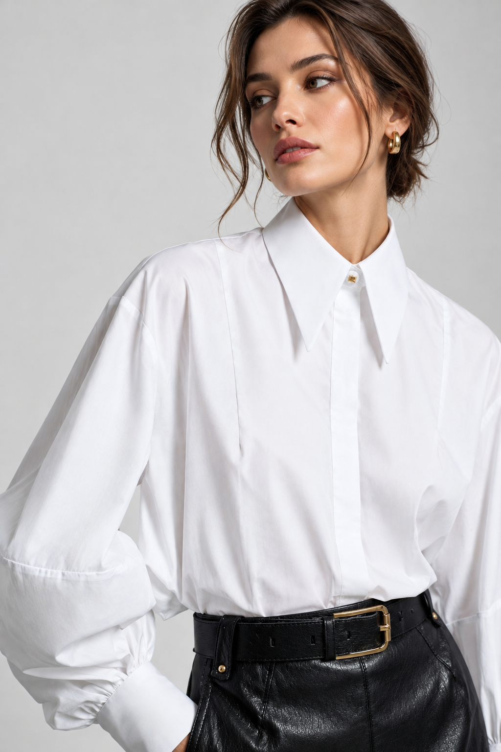 CAMISA BRANCA FLUIDA COM MANGAS VOLUMOSAS IMPERIAL