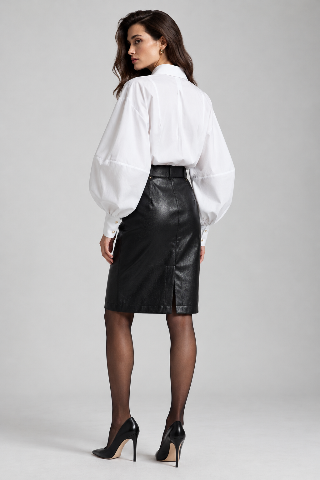 CAMISA BRANCA FLUIDA COM MANGAS VOLUMOSAS IMPERIAL