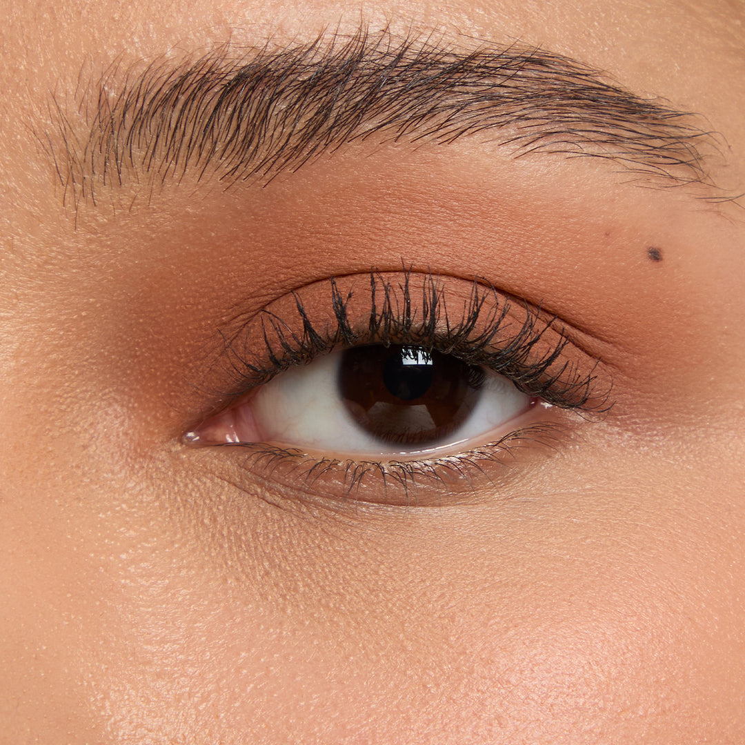 SOMBRA DE OLHOS MATE EM STICK ORBIT CLAY MATE PONTO CHIC